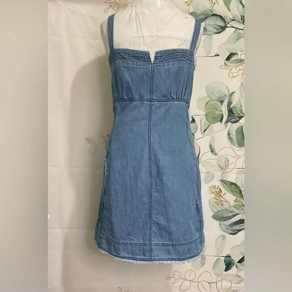 Pilcro Square-Neck Denim Dress - Picture 7 of 8